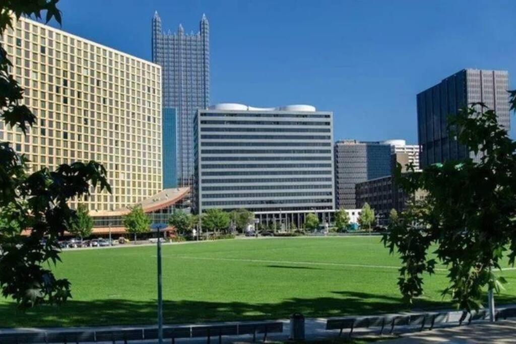 Sweeping Stadium Views Wonderfully Located 24-7 Parking Gym Lounge Pittsburgh Exterior photo